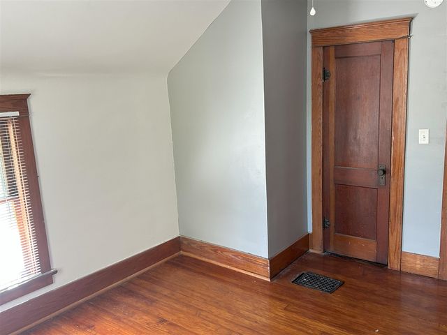 19 Central St Street, Battle Creek, MI 49017