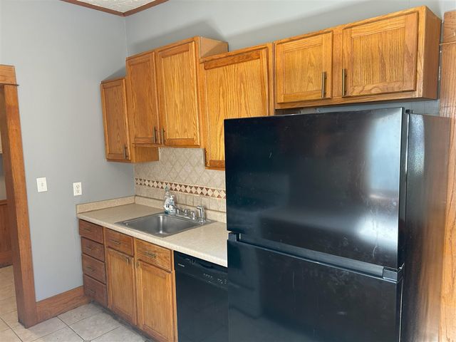 19 Central St Street, Battle Creek, MI 49017