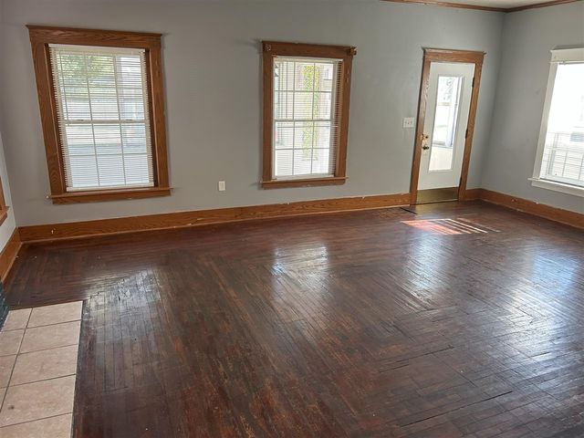 19 Central St Street, Battle Creek, MI 49017