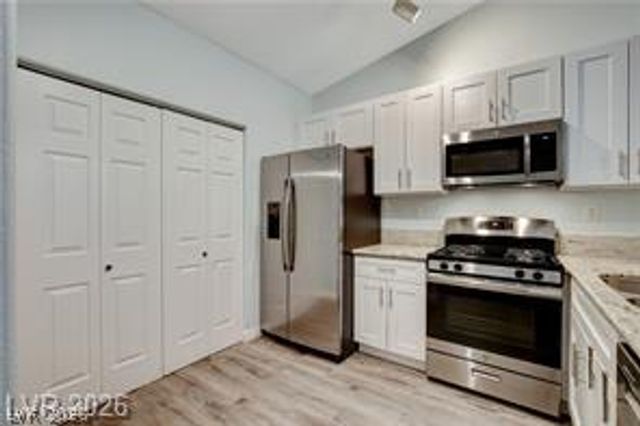 393 Blanca Springs Drive, Henderson, NV 89014