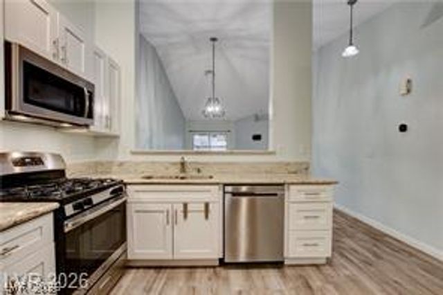 393 Blanca Springs Drive, Henderson, NV 89014