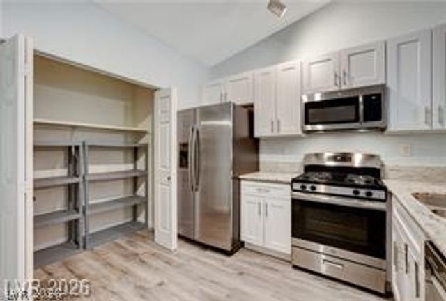 393 Blanca Springs Drive, Henderson, NV 89014
