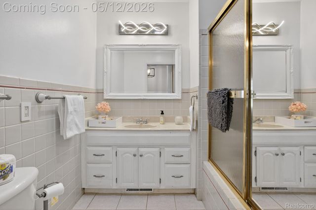 1209 Beatrice Street, Flushing, MI 48433