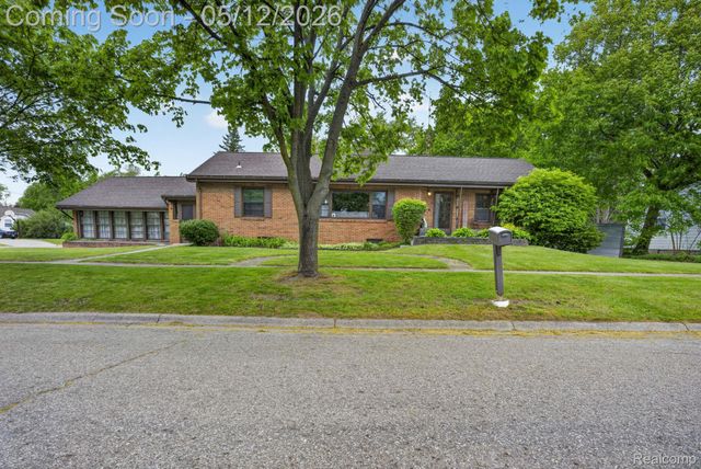 1209 Beatrice Street, Flushing, MI 48433