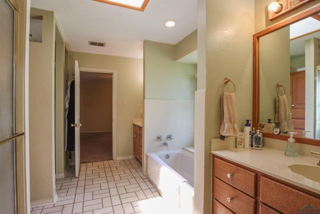 923 CR 2650, Mineola, TX 75773