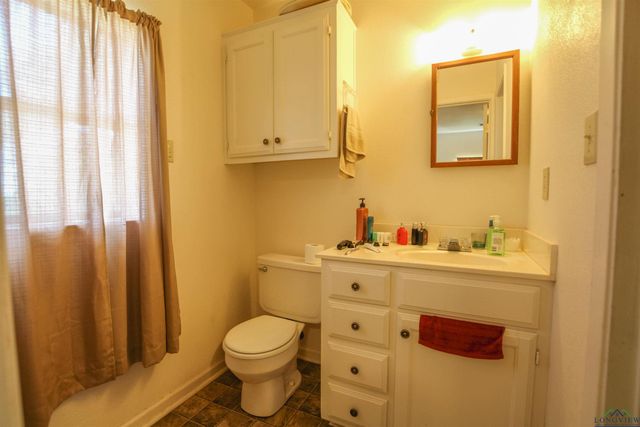 923 CR 2650, Mineola, TX 75773