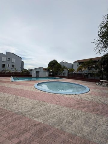 1725 W 60th St F202, Hialeah, FL 33012