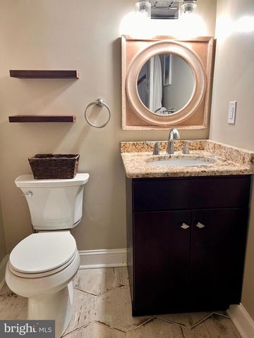 1211 WEBSTER ST, Philadelphia, PA 19147