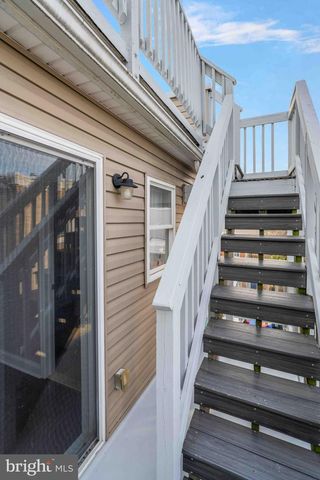 1211 WEBSTER ST, Philadelphia, PA 19147