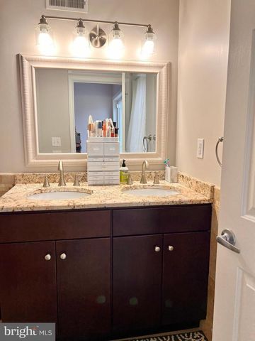 1211 WEBSTER ST, Philadelphia, PA 19147