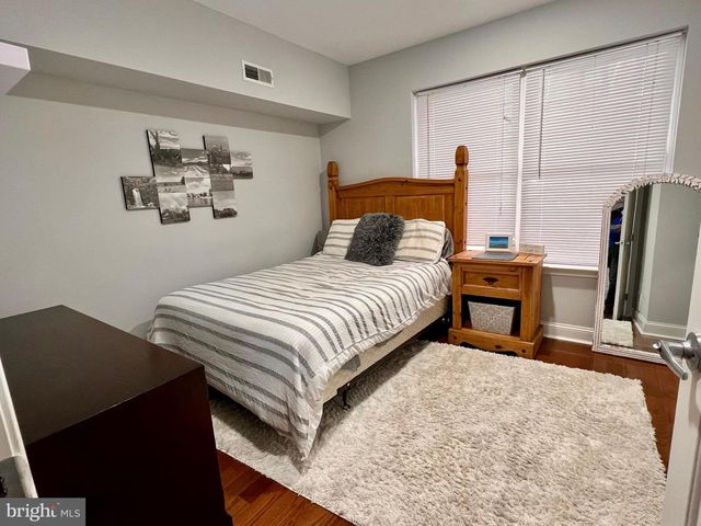 1211 WEBSTER ST, Philadelphia, PA 19147