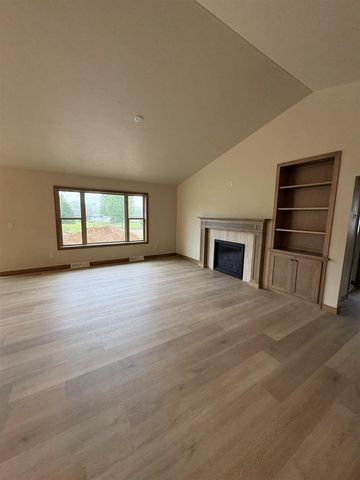 3373 GLENDALE AVENUE, Green Bay, WI 54313