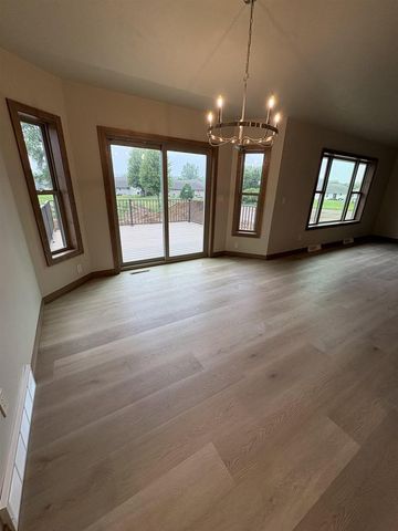 3373 GLENDALE AVENUE, Green Bay, WI 54313