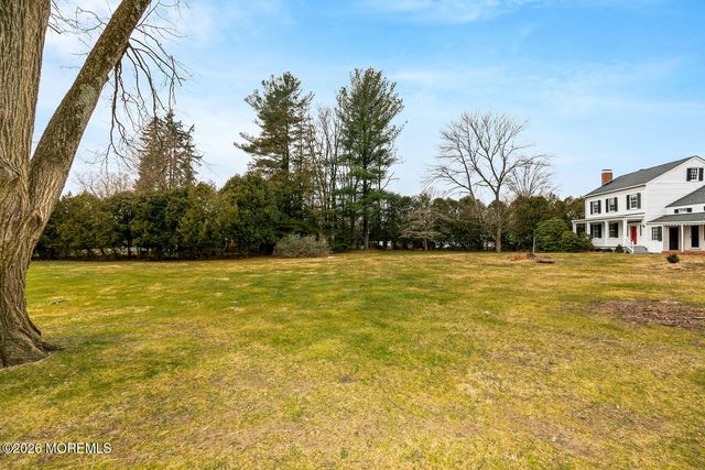 62 Swartzel Drive, Middletown, NJ 07748