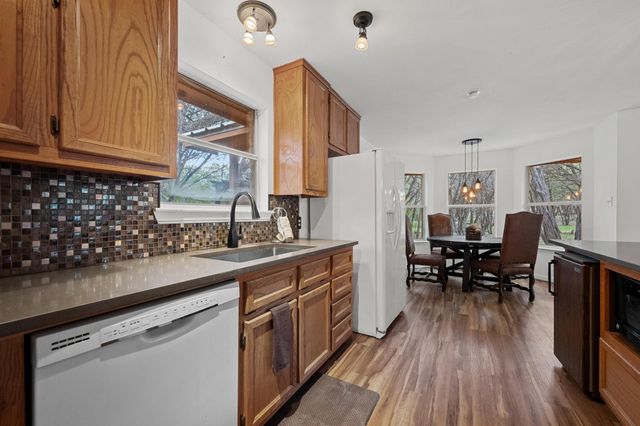 4207 Deer TRL, Spicewood, TX 78669