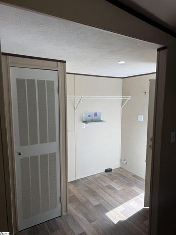 21 Hughes Road, Greenville, SC 29611