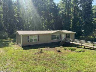 21 Hughes Road, Greenville, SC 29611