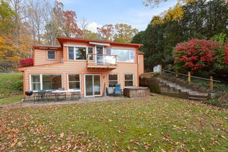 77 Lakeside Drive, Ashford, CT 06278