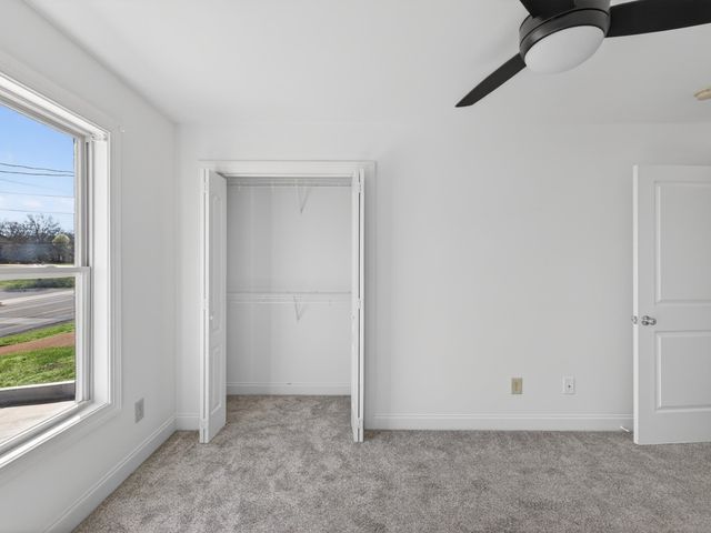 122 Larkin Springs Rd, Madison, TN 37115