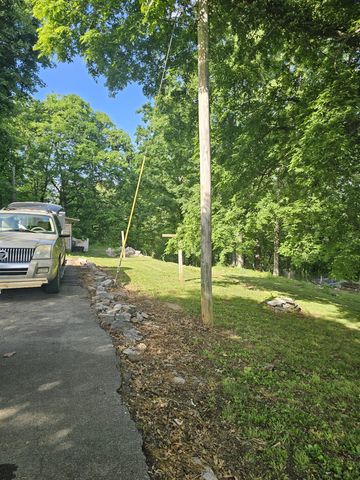 201 Shelbyville Mills Rd, Shelbyville, TN 37160