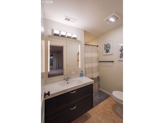 5527 Ne 13TH Ave, Portland, OR 97211