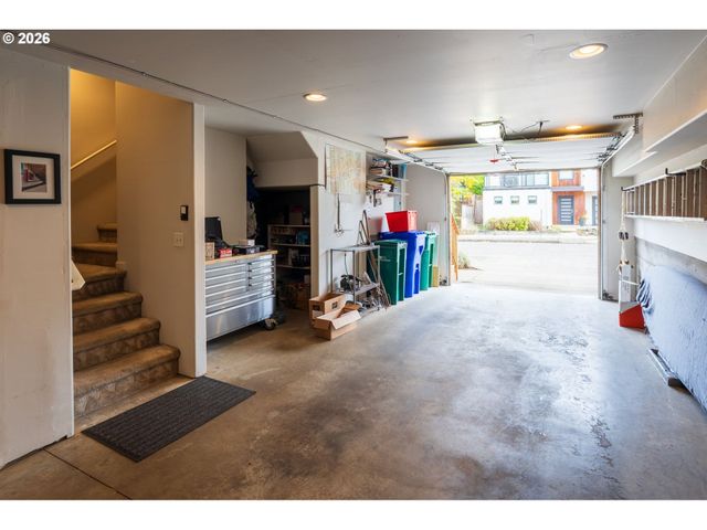 5527 Ne 13TH Ave, Portland, OR 97211