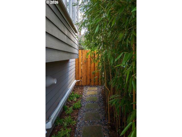 5527 Ne 13TH Ave, Portland, OR 97211