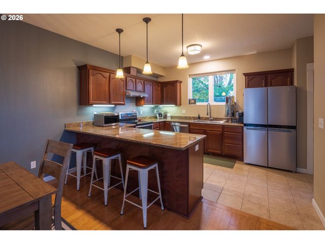 5527 Ne 13TH Ave, Portland, OR 97211