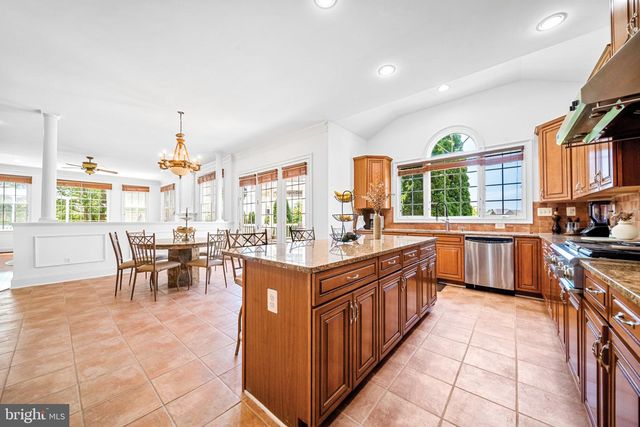22807 VALLEY PRESERVE CT, Ashburn, VA 20148