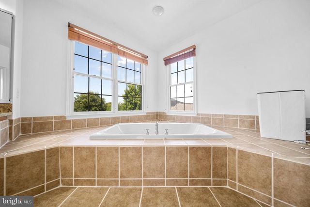 22807 VALLEY PRESERVE CT, Ashburn, VA 20148
