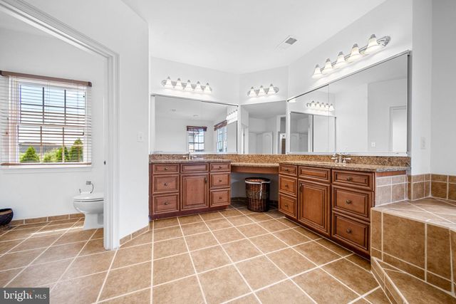 22807 VALLEY PRESERVE CT, Ashburn, VA 20148