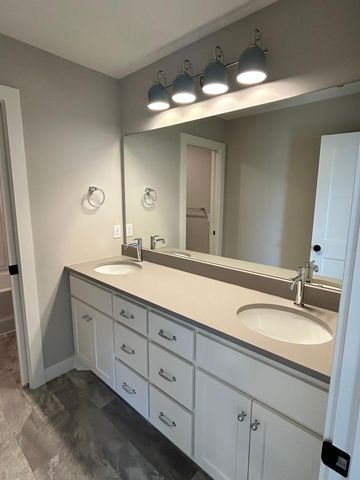 6610 108th Street S, Cottage Grove, MN 55016