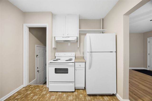 3711 37th Street, Des Moines, IA 50310