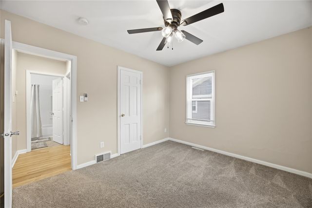 3711 37th Street, Des Moines, IA 50310