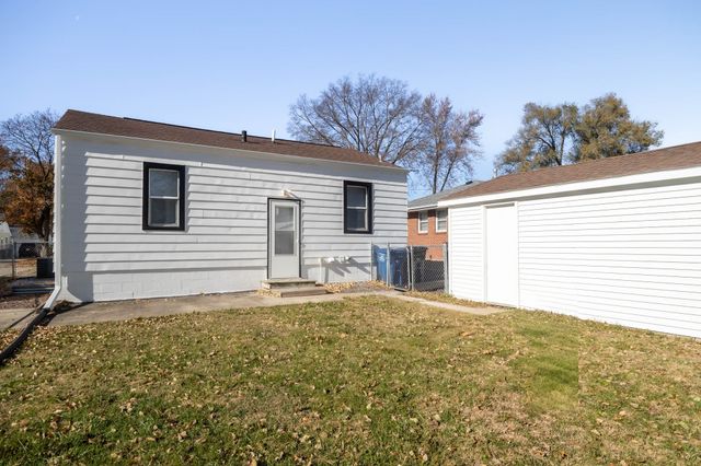 3711 37th Street, Des Moines, IA 50310