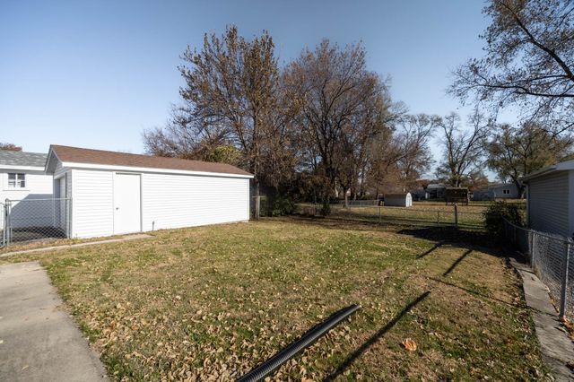 3711 37th Street, Des Moines, IA 50310