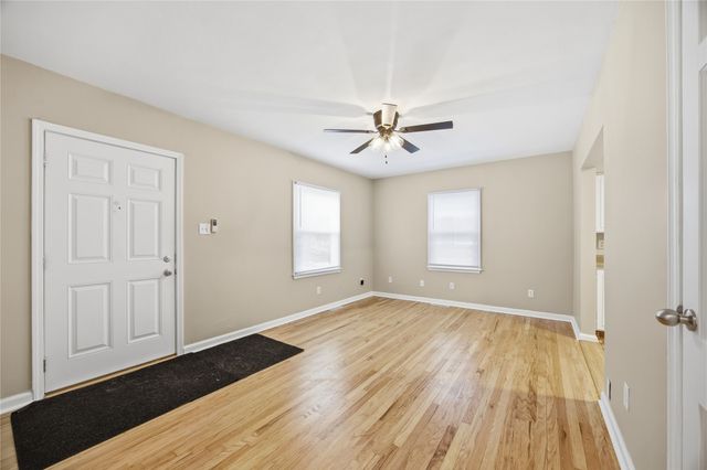 3711 37th Street, Des Moines, IA 50310