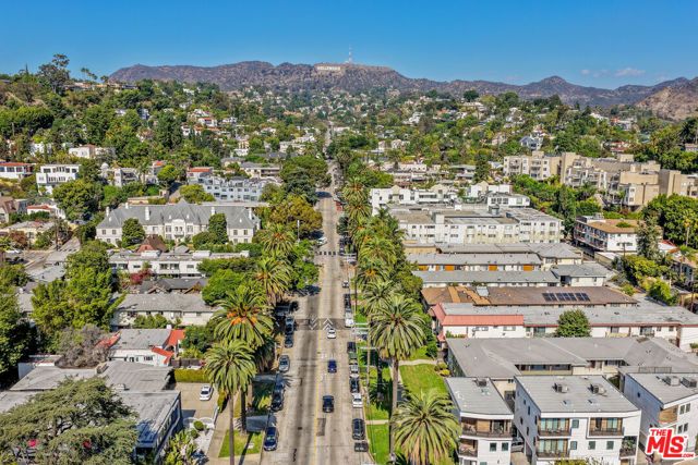 2130 N Beachwood Drive, Los Angeles, CA 90068