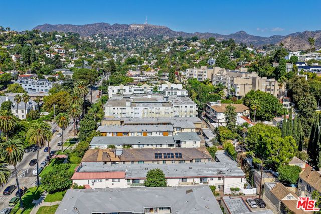 2130 N Beachwood Drive, Los Angeles, CA 90068