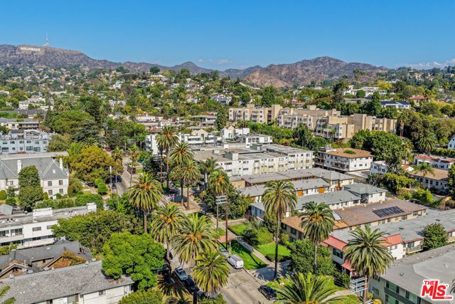 2130 N Beachwood Drive, Los Angeles, CA 90068