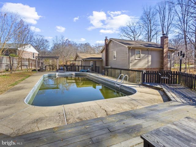 9230 MIMOSA DR, La Plata, MD 20646