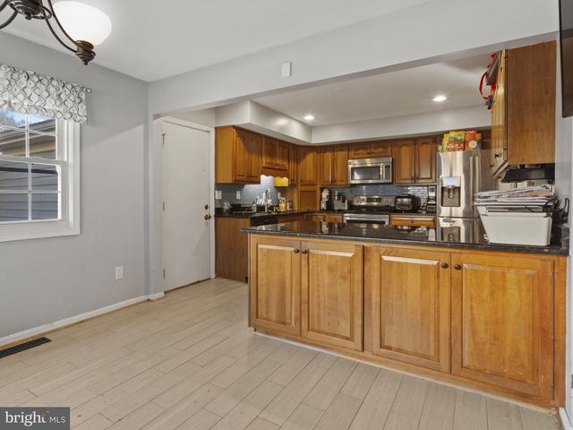 9230 MIMOSA DR, La Plata, MD 20646