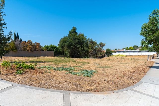 5001 Siesta Lane and Yorba Linda Blvd, Yorba Linda, CA 92886