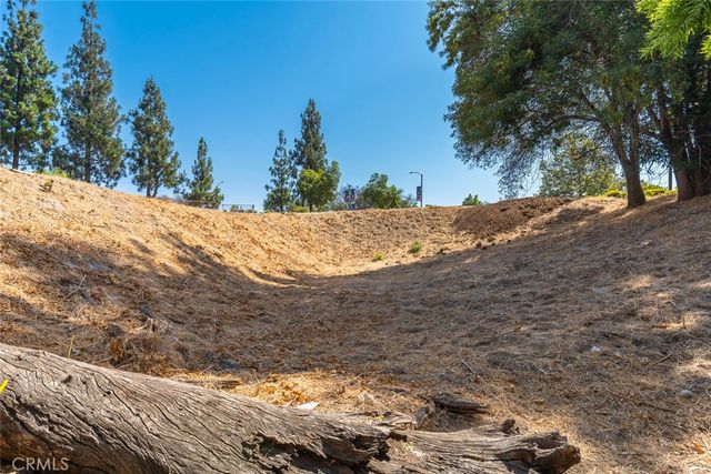 5001 Siesta Lane and Yorba Linda Blvd, Yorba Linda, CA 92886