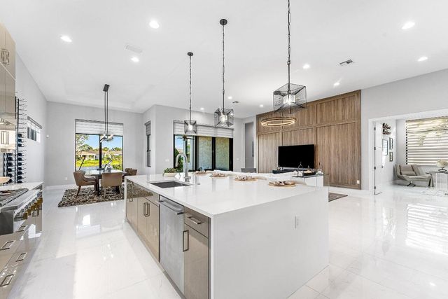 13198 Faberge Place, Palm Beach Gardens, FL 33418