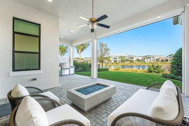 13198 Faberge Place, Palm Beach Gardens, FL 33418