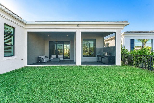 13198 Faberge Place, Palm Beach Gardens, FL 33418