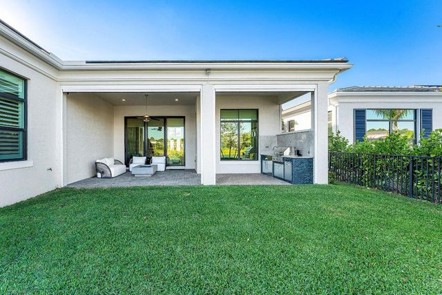 13198 Faberge Place, Palm Beach Gardens, FL 33418