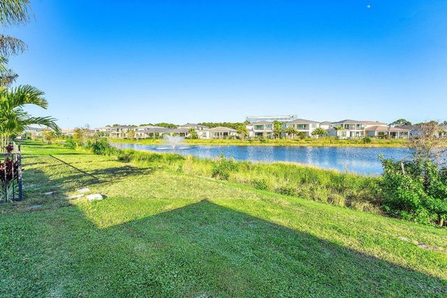 13198 Faberge Place, Palm Beach Gardens, FL 33418