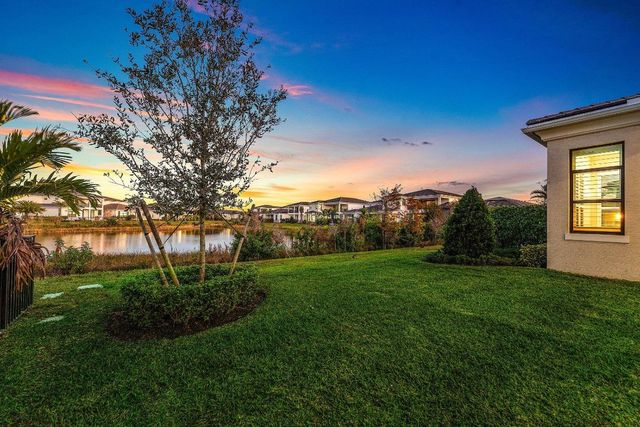 13198 Faberge Place, Palm Beach Gardens, FL 33418